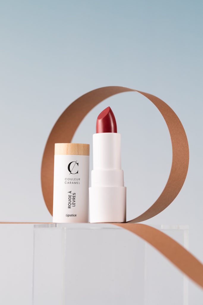 Détail de flacon transparent cosmétique